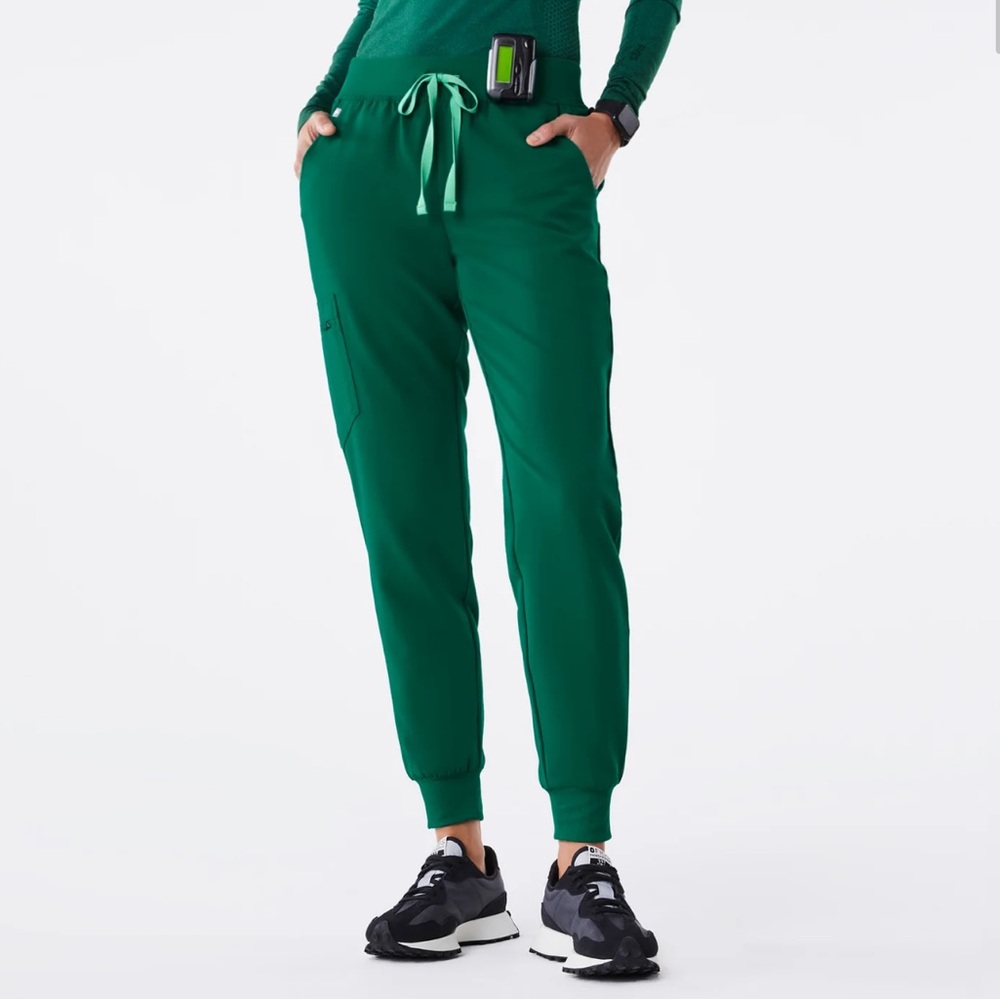 FIGS Zamora Jogger Scrub Pants